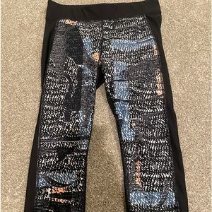 Compression leggings